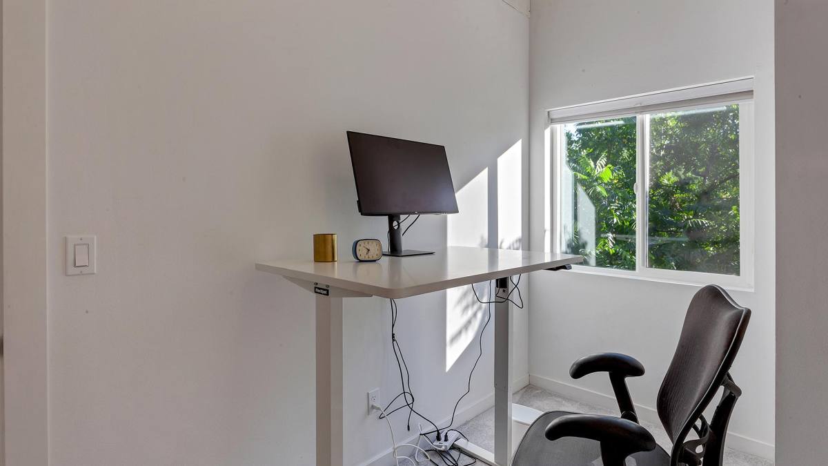 Townhouse for rent at Byar's Addition, 6824 N Catlin Ave #A, Portland, OR 97203