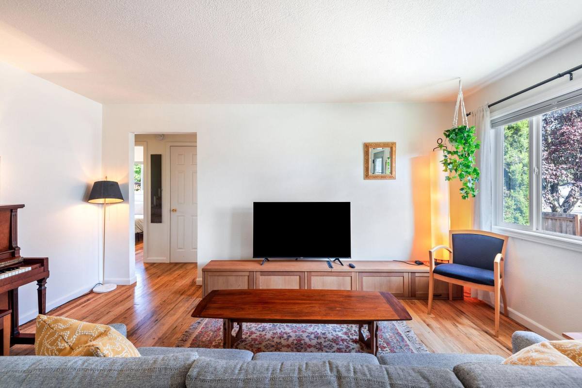 House for rent at Altadena, 7507 SE 69th Ave, Portland, OR 97206