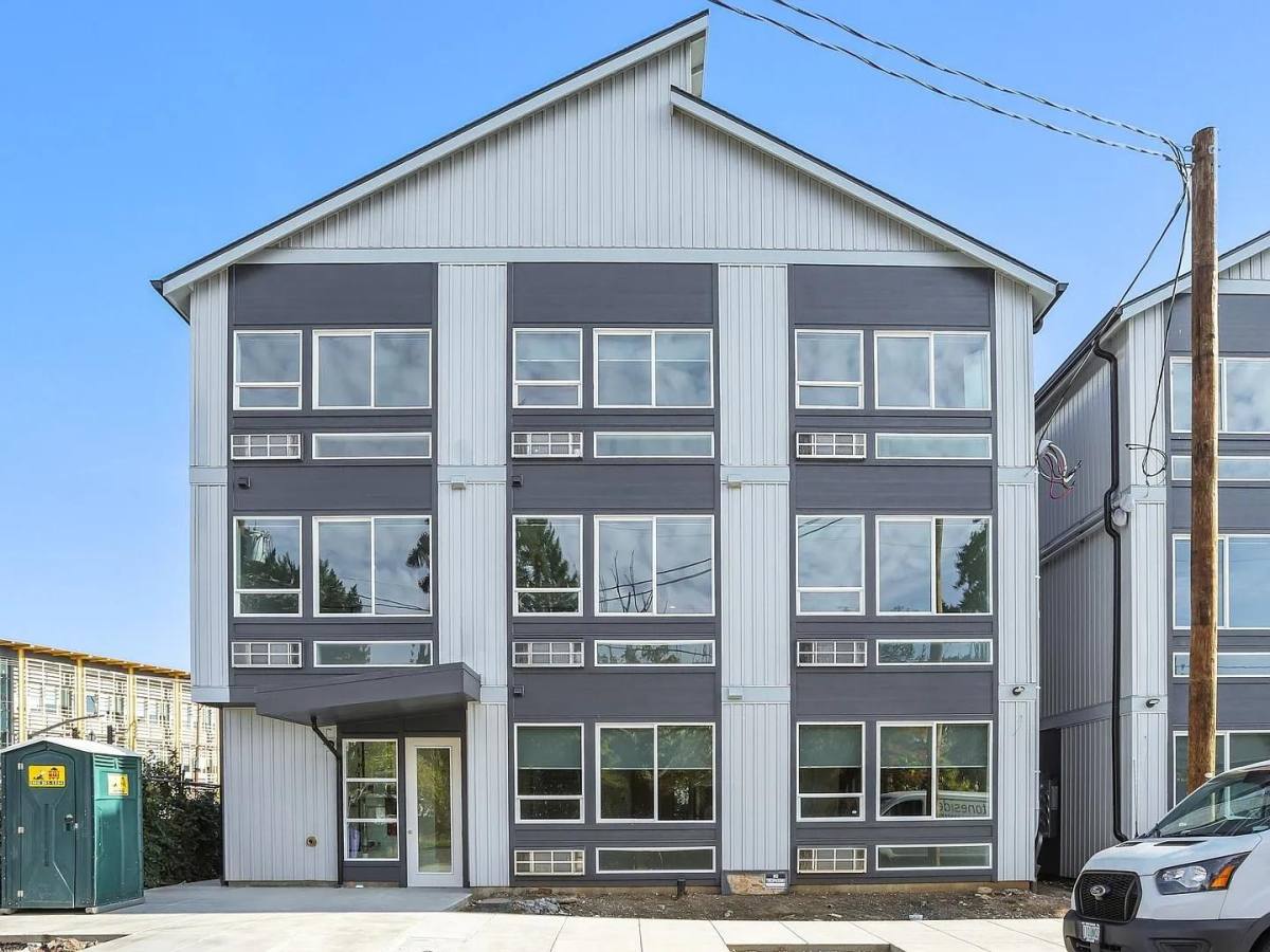 Apartment for rent at Mt Scott Park, 5840 SE 89th Ave #304, Portland, OR 97266