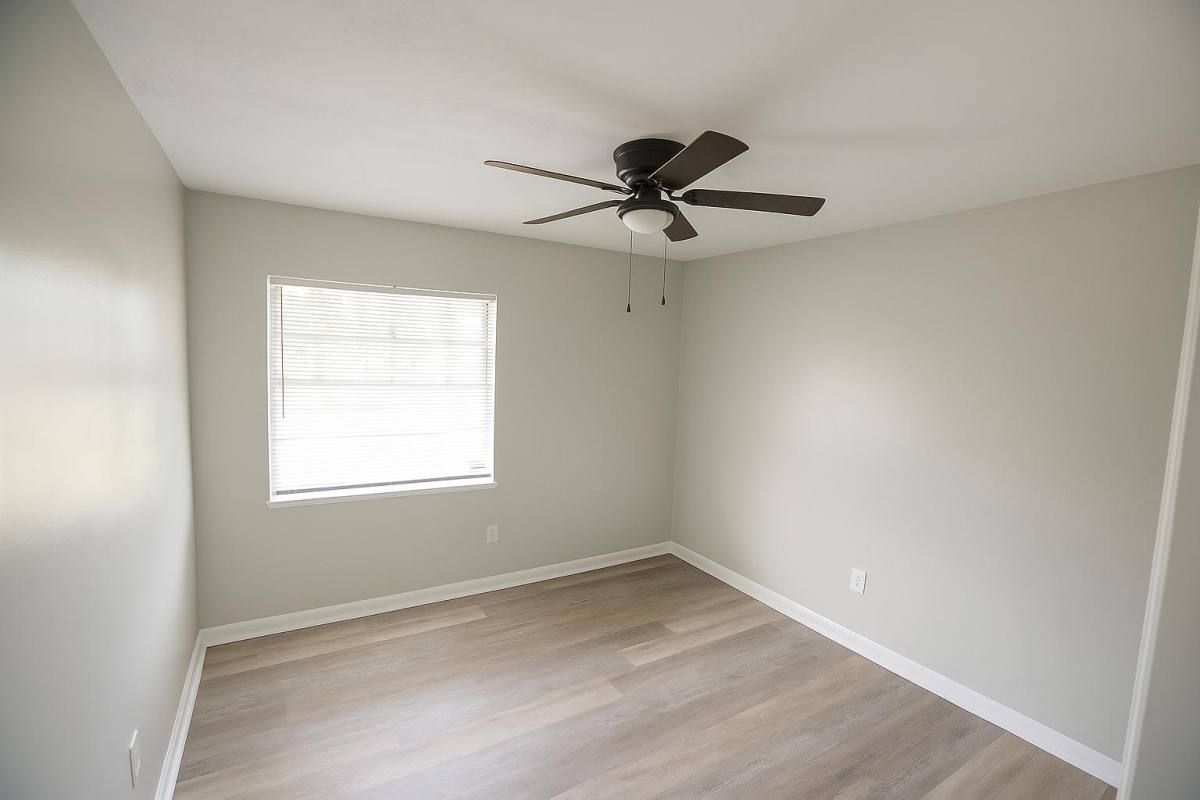 Apartment for rent at Tropical Acres, 3011 Ernest Dr #D, Auburndale, FL 33823