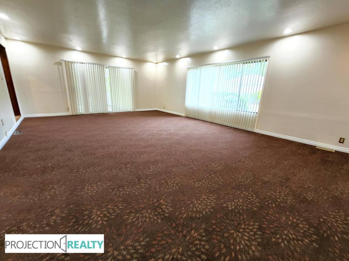 House for rent at Louise, 11128 NE Everett St, Portland, OR 97220
