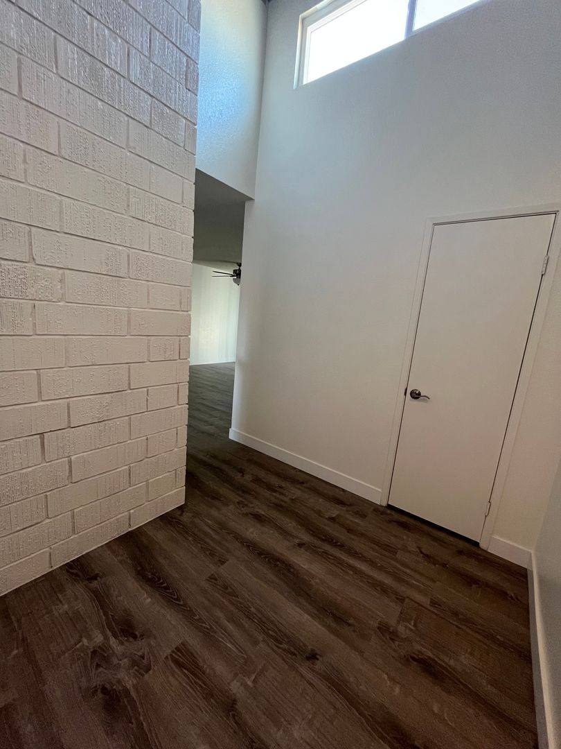 Apartment for rent at 1702 Florida St, Huntington Beach, CA 92648