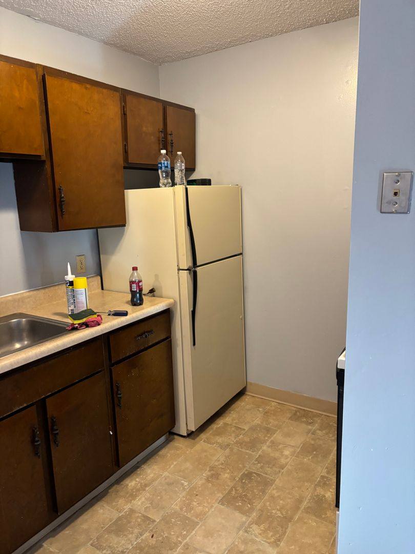 Apartment for rent at 600 3rd St, Downs, KS 67437