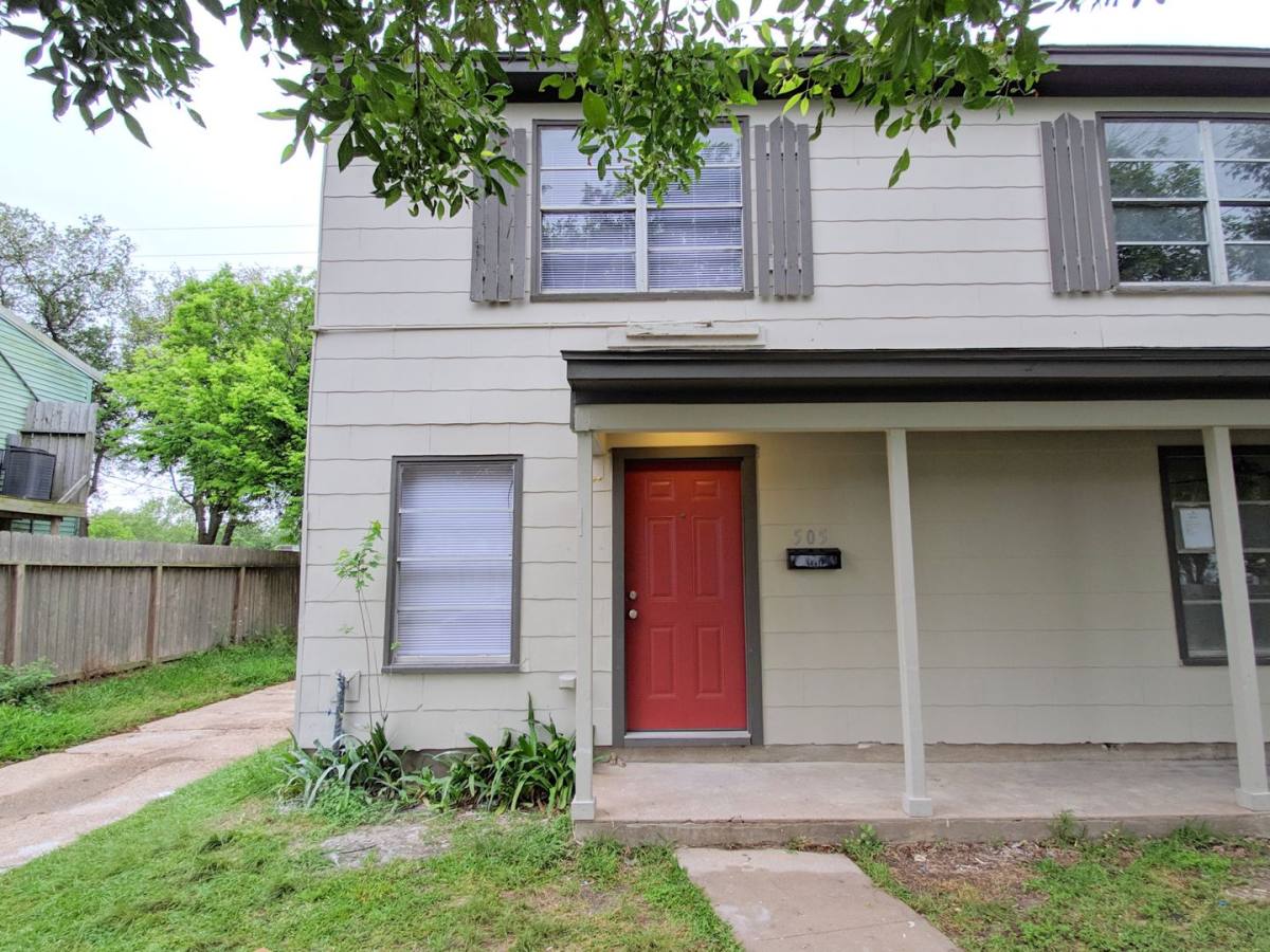 House for rent at 505 13th St N, Texas City, TX 77590