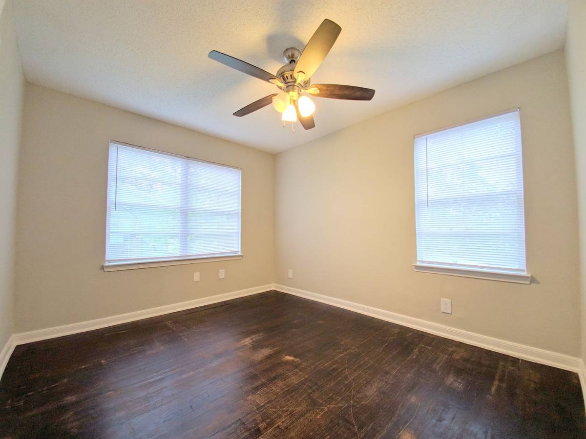 House for rent at 505 13th St N, Texas City, TX 77590