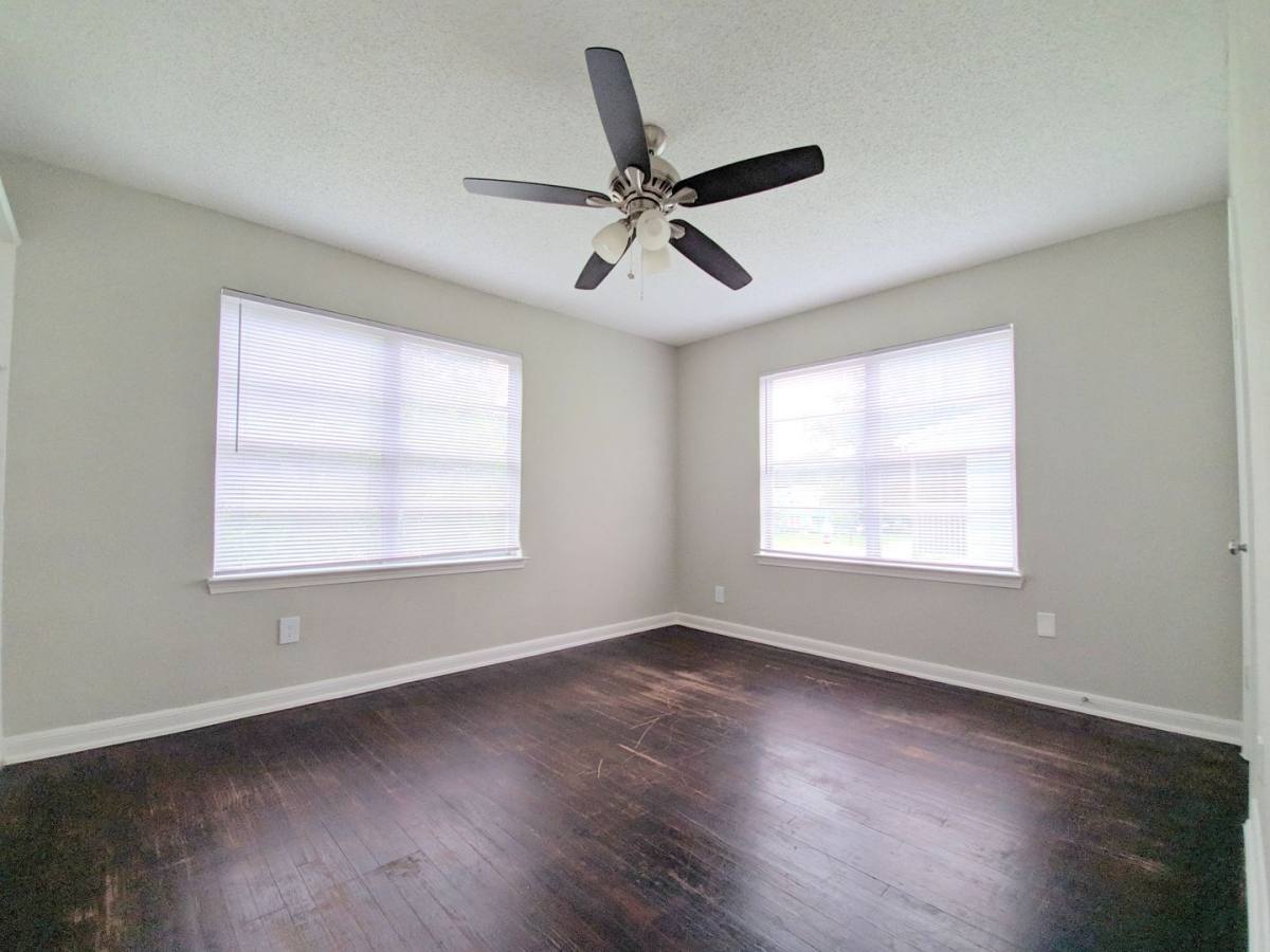 House for rent at 505 13th St N, Texas City, TX 77590
