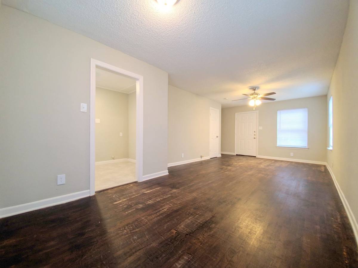 House for rent at 505 13th St N, Texas City, TX 77590