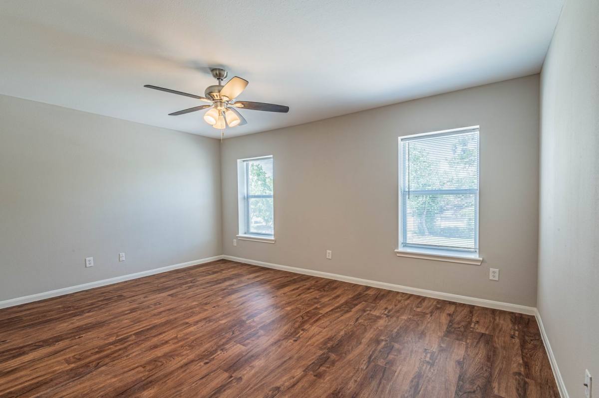 House for rent at 10061 Sharpton Dr, Houston, TX 77038