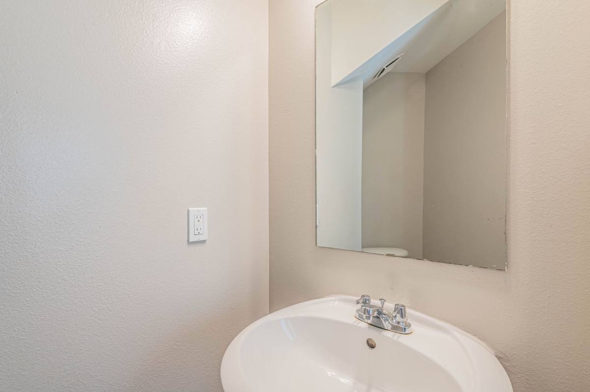 House for rent at 10061 Sharpton Dr, Houston, TX 77038
