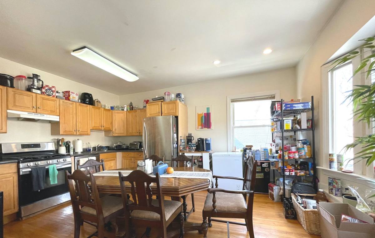Apartment for rent at 64 Englewood Ave #2, Brookline, MA 02445