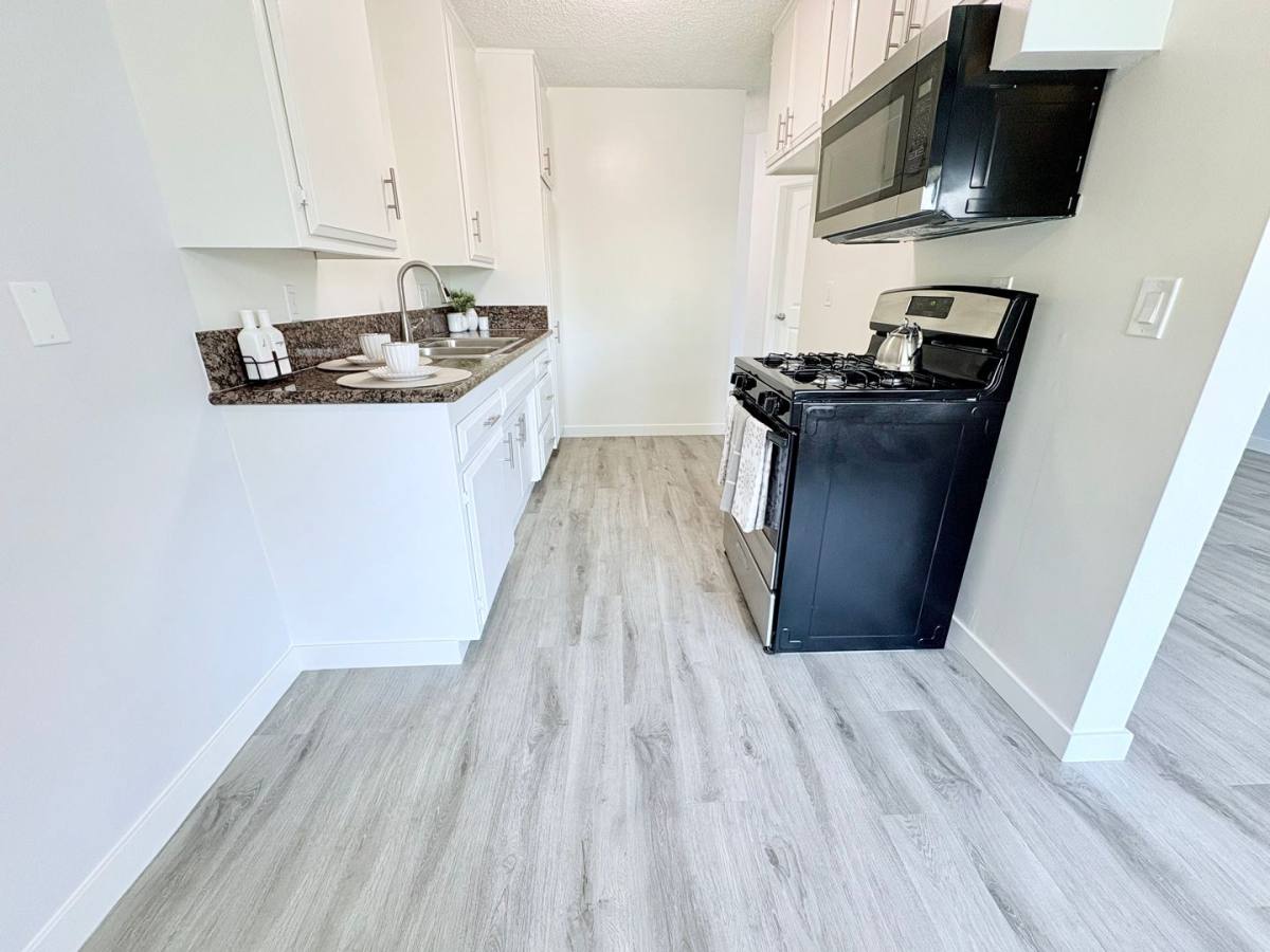 Apartment for rent at 1666 W Pampas Lane, Anaheim, CA 92802