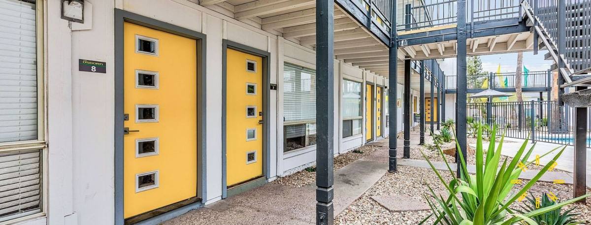 Apartment for rent at 2928 E Osborn Rd, Phoenix, AZ 85016