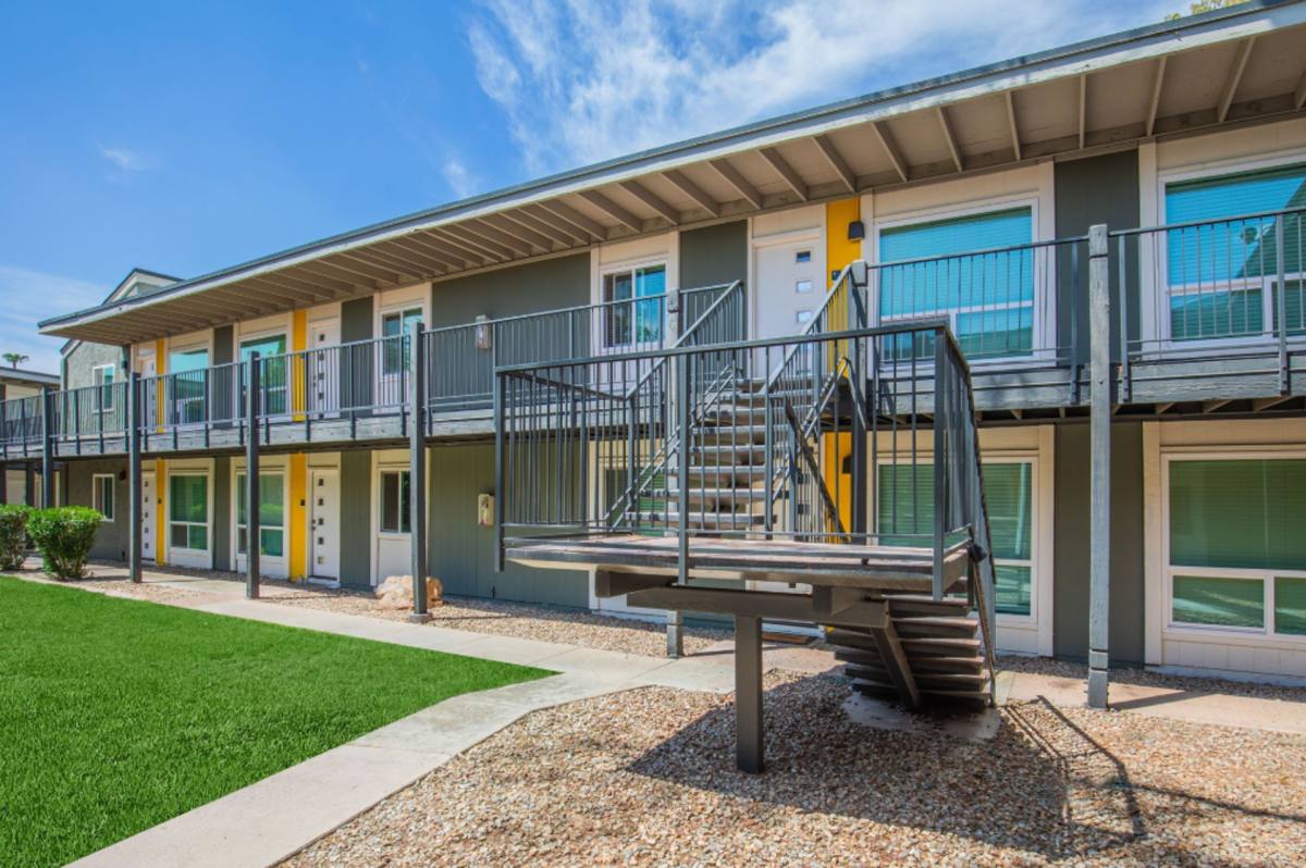 Apartment for rent at 2928 E Osborn Rd, Phoenix, AZ 85016