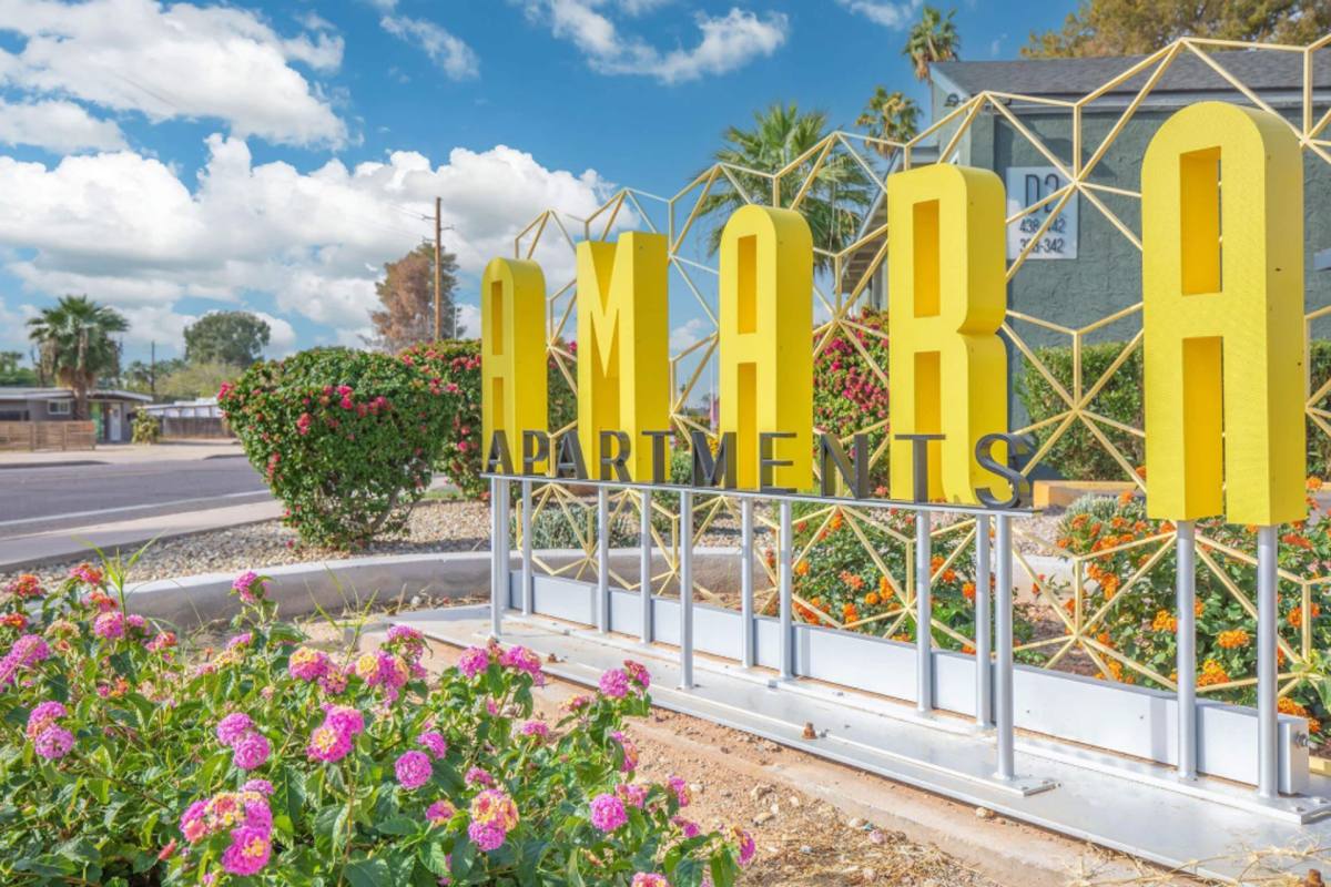 Apartment for rent at 2928 E Osborn Rd, Phoenix, AZ 85016