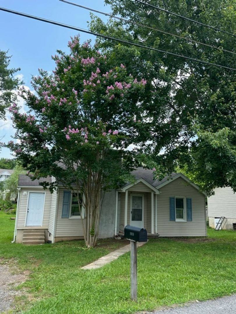 House for rent at 1915 Wells Dr, Powell, TN 37849