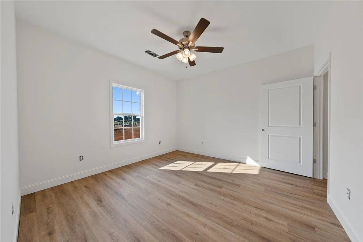 Apartment for rent at 355 Hillview Mills Blvd, Bowling Green, KY 42101