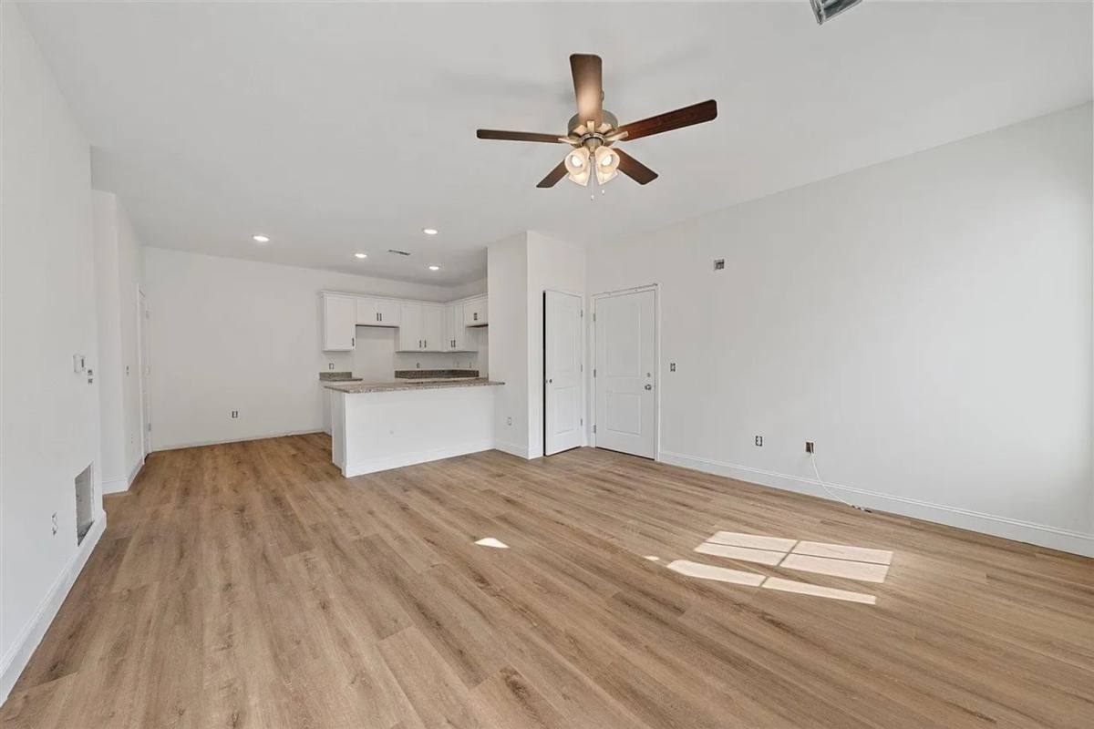 Apartment for rent at 355 Hillview Mills Blvd, Bowling Green, KY 42101