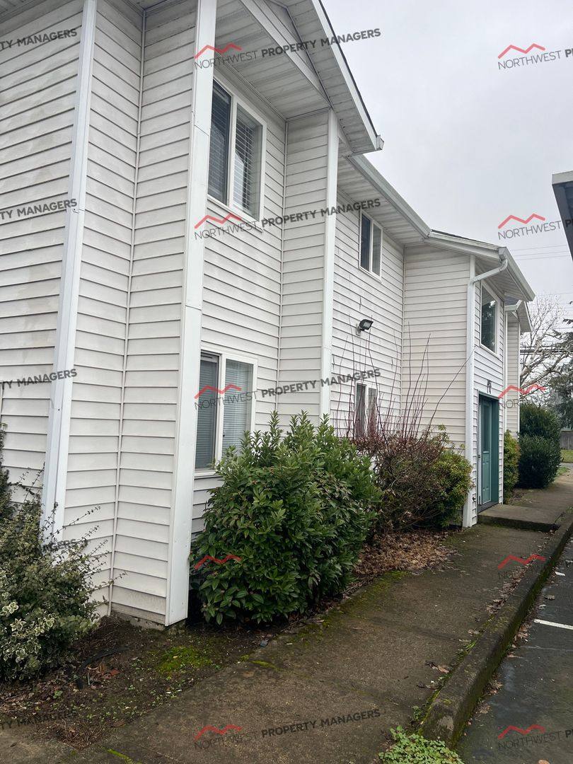 Apartment for rent at 1451-1455-1459 N Goerig St, Woodland, WA 98674