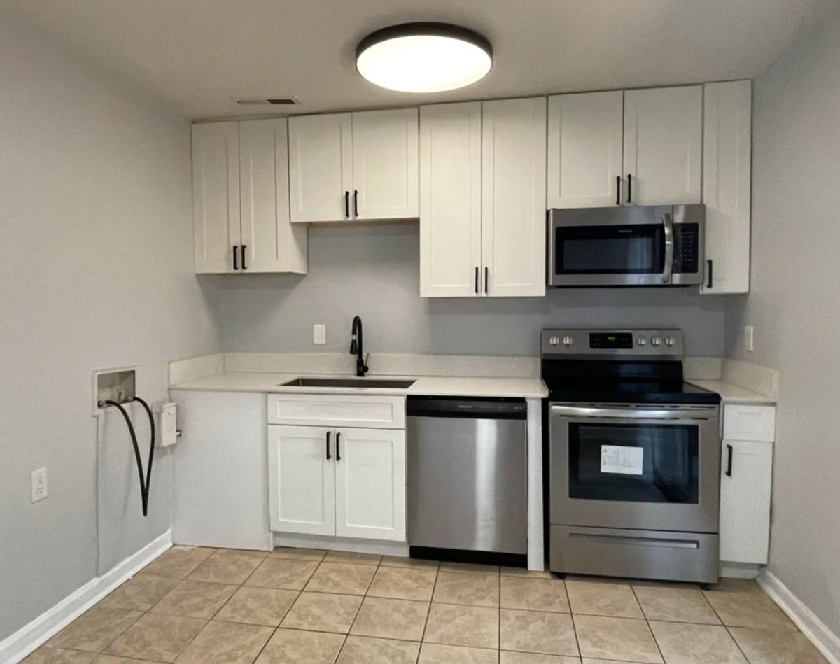 Townhouse for rent at 1120 Marble St, Charlotte, NC 28208