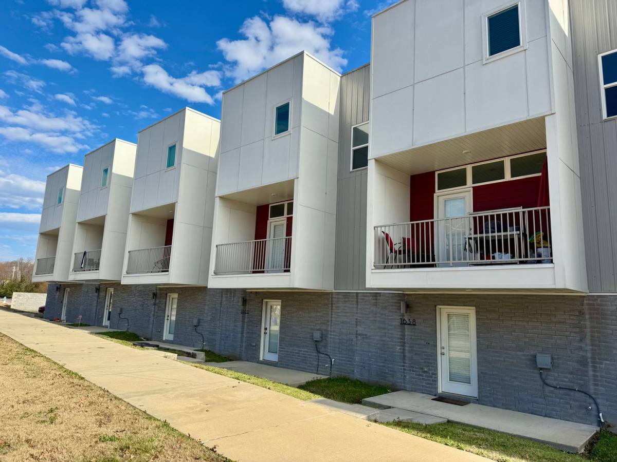 Townhouse for rent at 1636 S Razorback Rd, Fayetteville, AR 72701