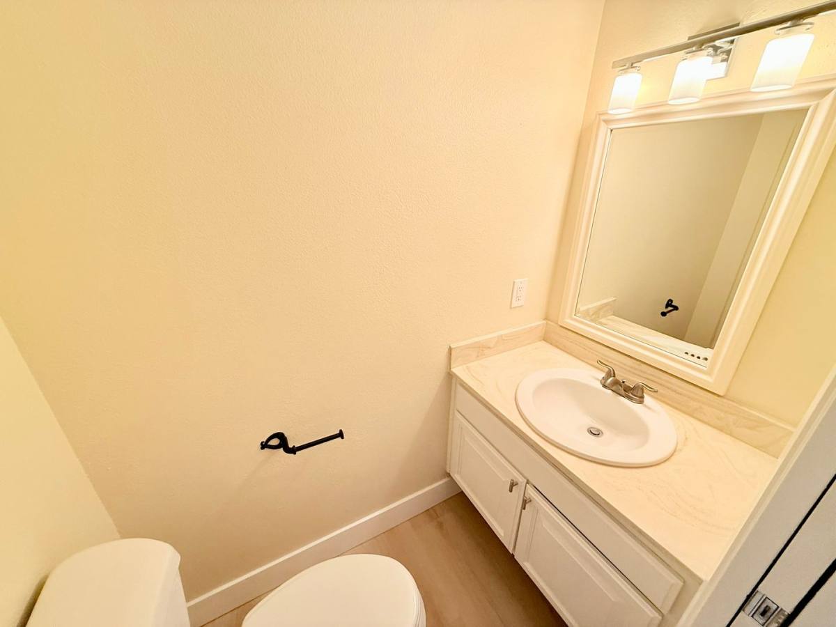 Condo for rent at 266 E Via Escuela, Palm Springs, CA 92262
