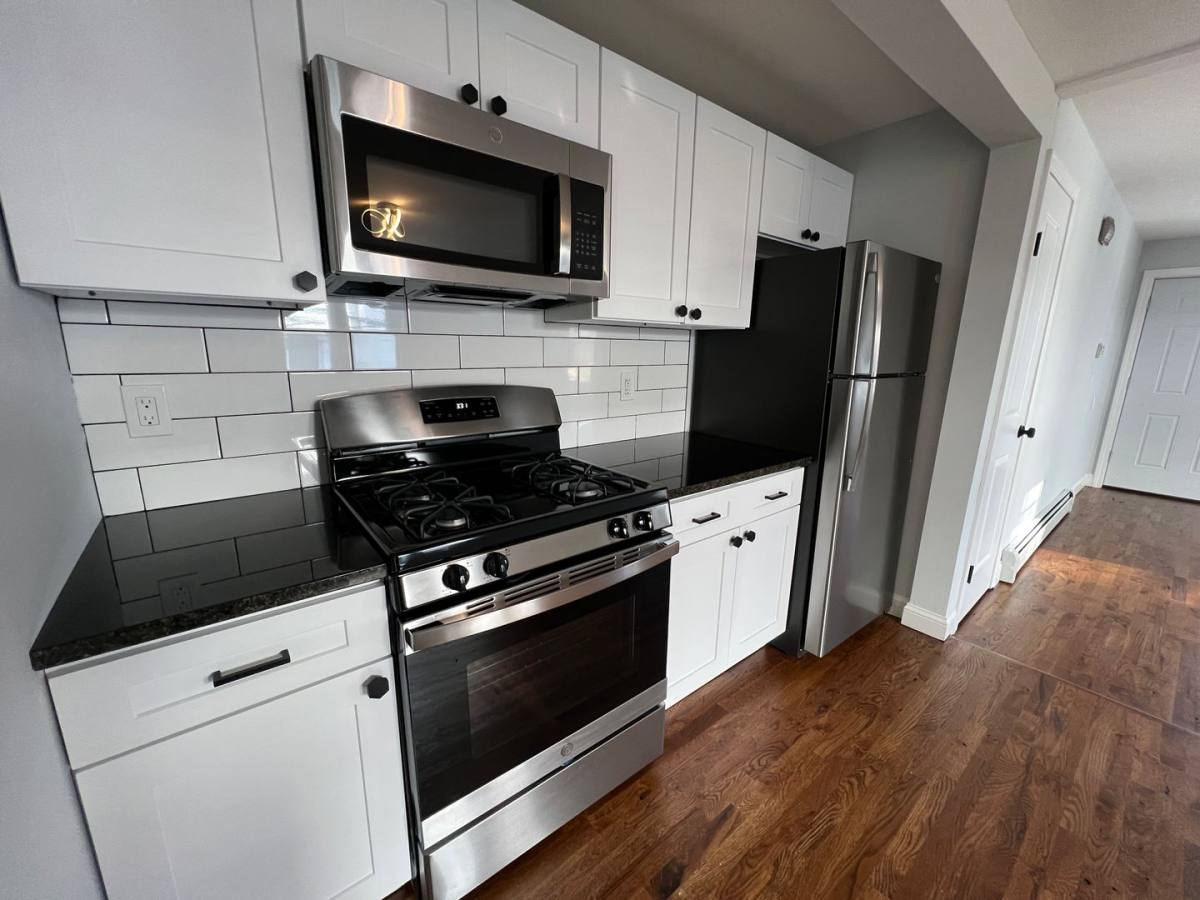 Apartment for rent at 253 Sheffield Ave, New Haven, CT 06511