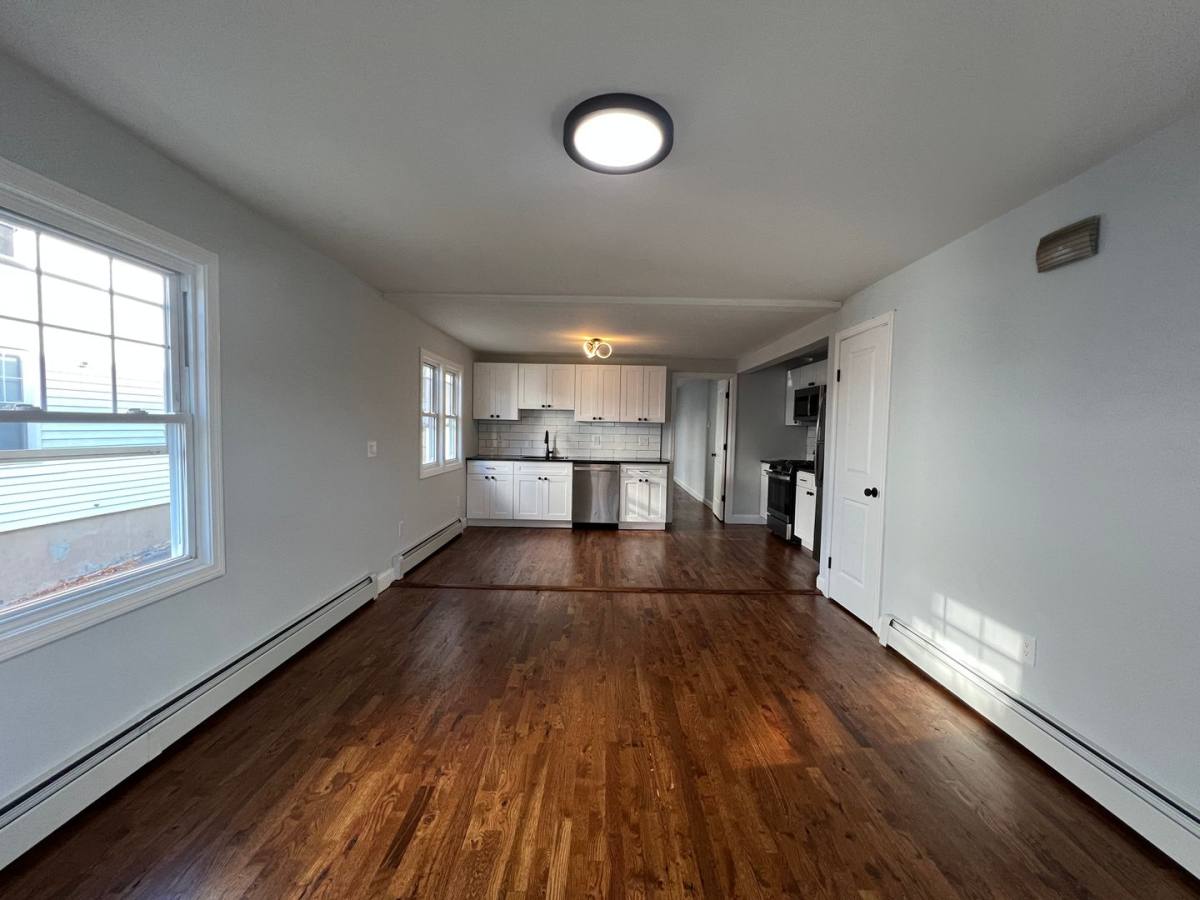 Apartment for rent at 253 Sheffield Ave, New Haven, CT 06511