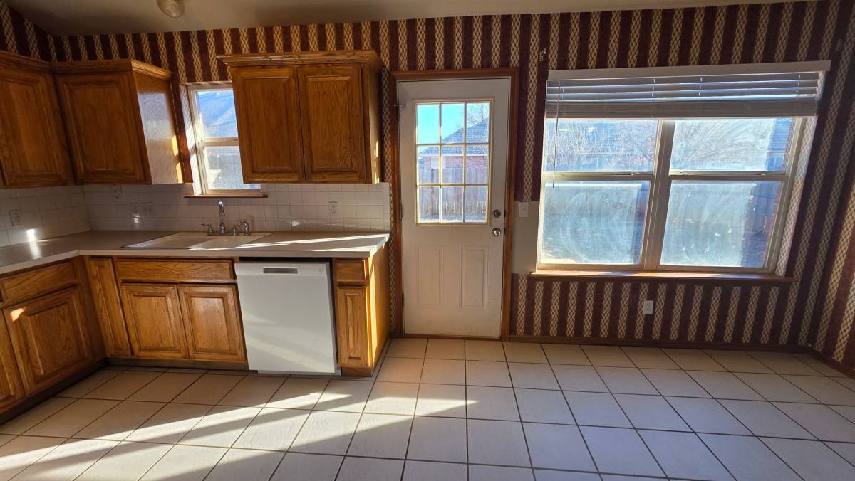 House for rent at 6820 NW 135th Circle, Oklahoma City, OK 73142