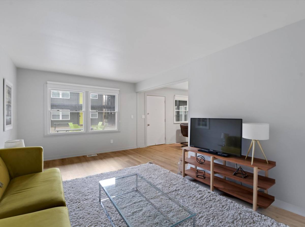Apartment for rent at 2219 9th St, Charleston, IL 61920