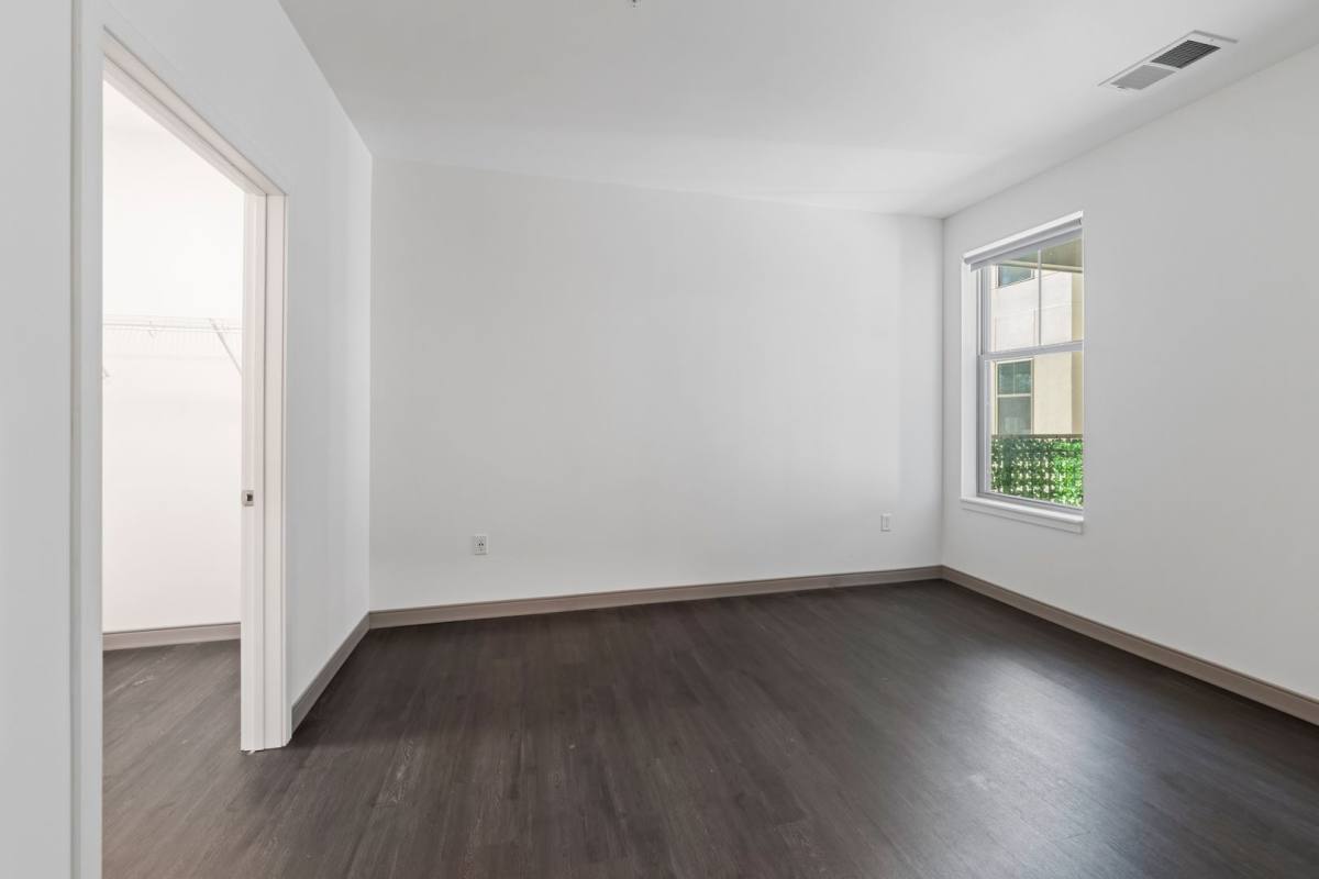 Apartment for rent at 2420 E Capitol Dr, Milwaukee, WI 53211