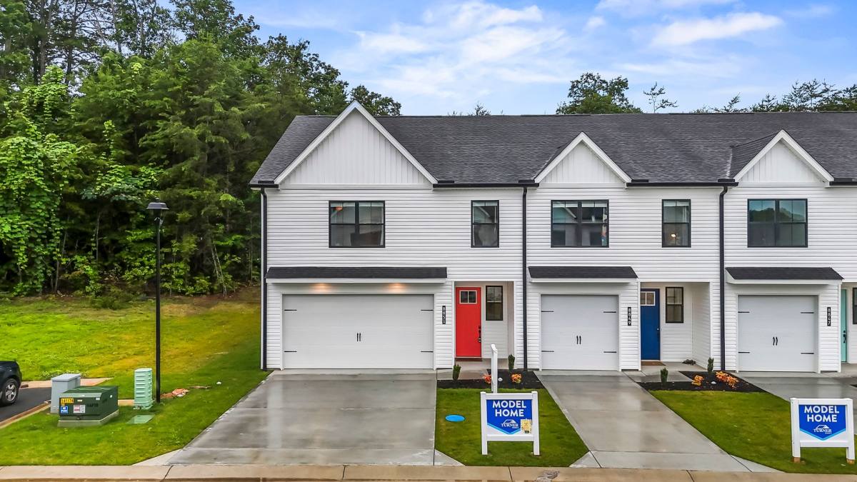 Townhouse for rent at 8851 Chapman Trace Way, Knoxville, TN 37920