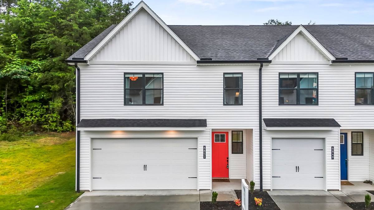 Townhouse for rent at 8851 Chapman Trace Way, Knoxville, TN 37920