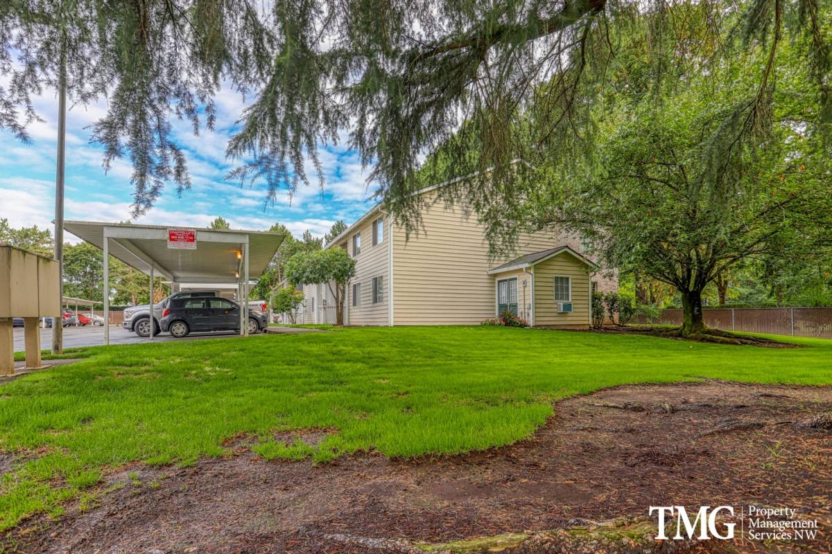 Apartment for rent at 3811 NE Royal View Ave, Vancouver, WA 98662