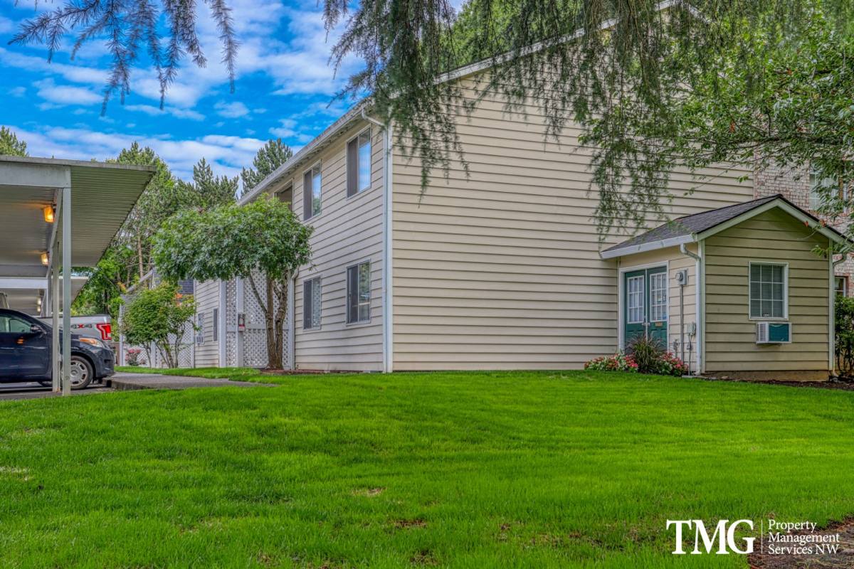 Apartment for rent at 3811 NE Royal View Ave, Vancouver, WA 98662