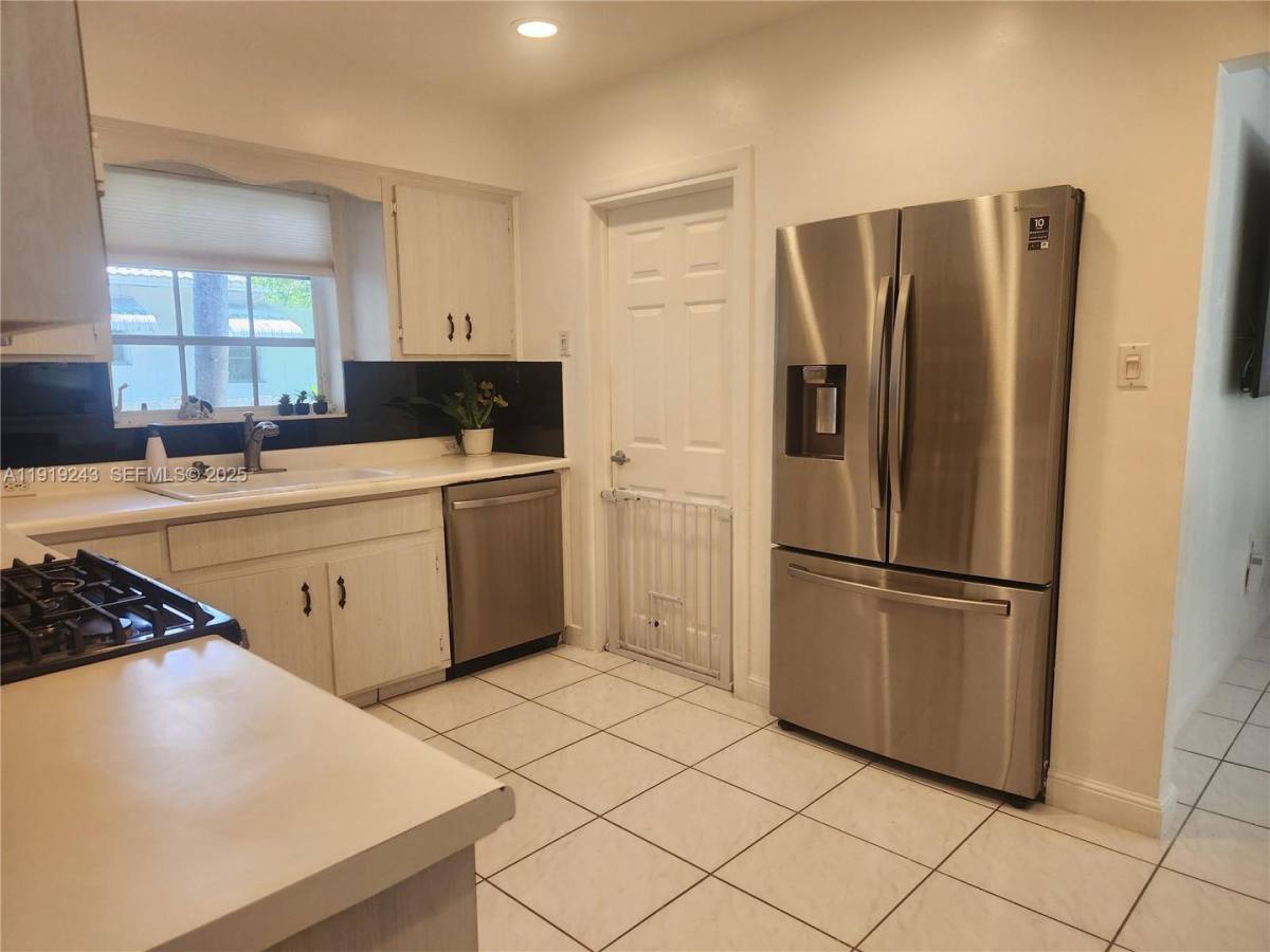 House for rent at 1229 Jefferson St, Hollywood, FL 33019