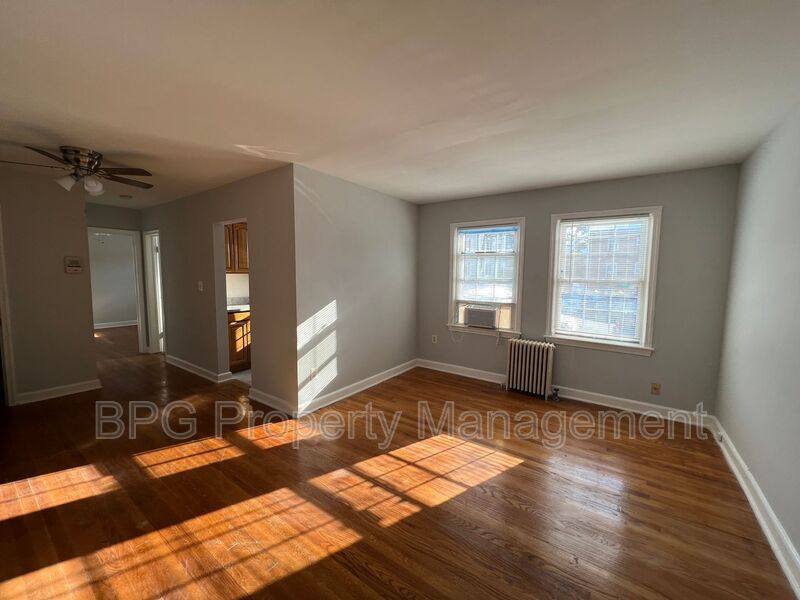 Apartment for rent at 5721 11th St N #4, Arlington, VA 22205