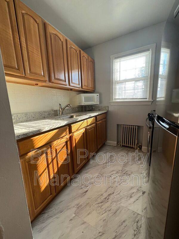 Apartment for rent at 5721 11th St N #4, Arlington, VA 22205