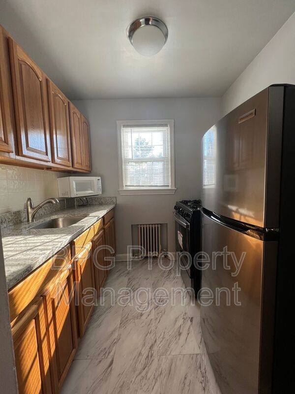 Apartment for rent at 5721 11th St N #4, Arlington, VA 22205
