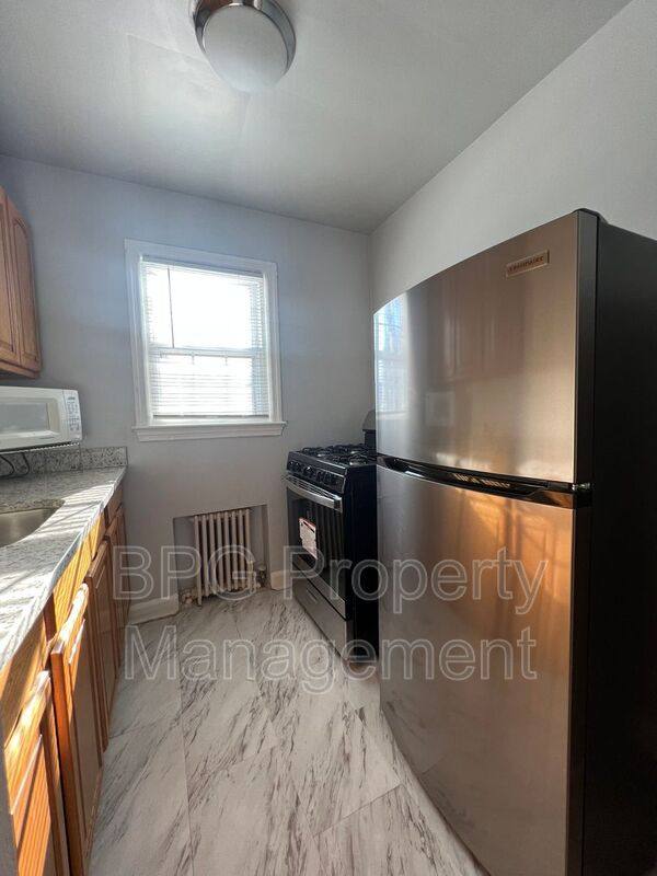 Apartment for rent at 5721 11th St N #4, Arlington, VA 22205