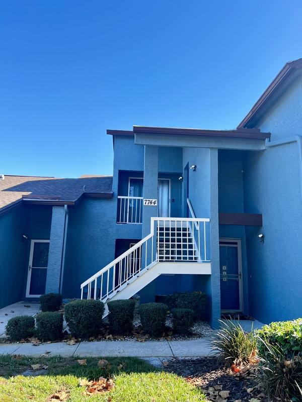 Apartment for rent at 7744 St Andrews Blvd, Brooksville, FL 34613