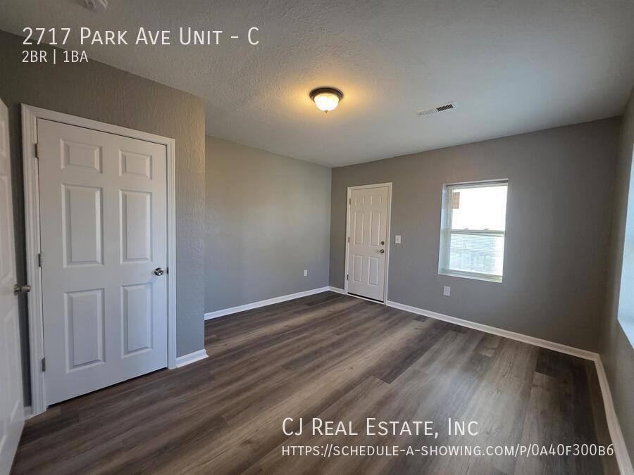 Apartment for rent at 2717 Park Ave #C, Kansas City, MO 64109