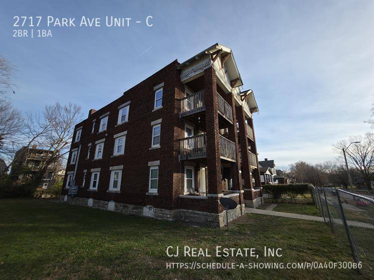 Apartment for rent at 2717 Park Ave #C, Kansas City, MO 64109