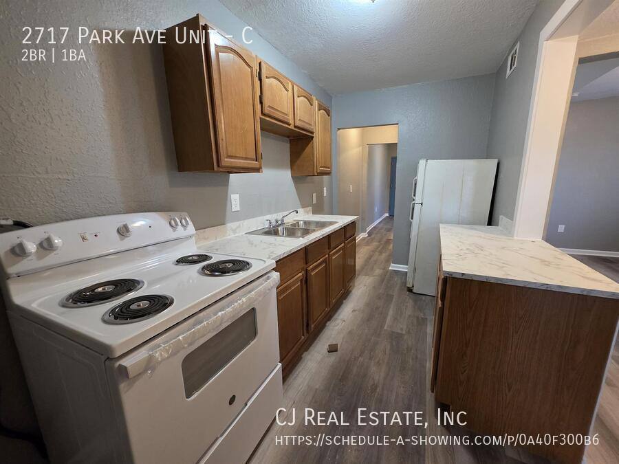 Apartment for rent at 2717 Park Ave #C, Kansas City, MO 64109