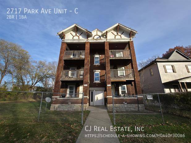 Apartment for rent at 2717 Park Ave #C, Kansas City, MO 64109