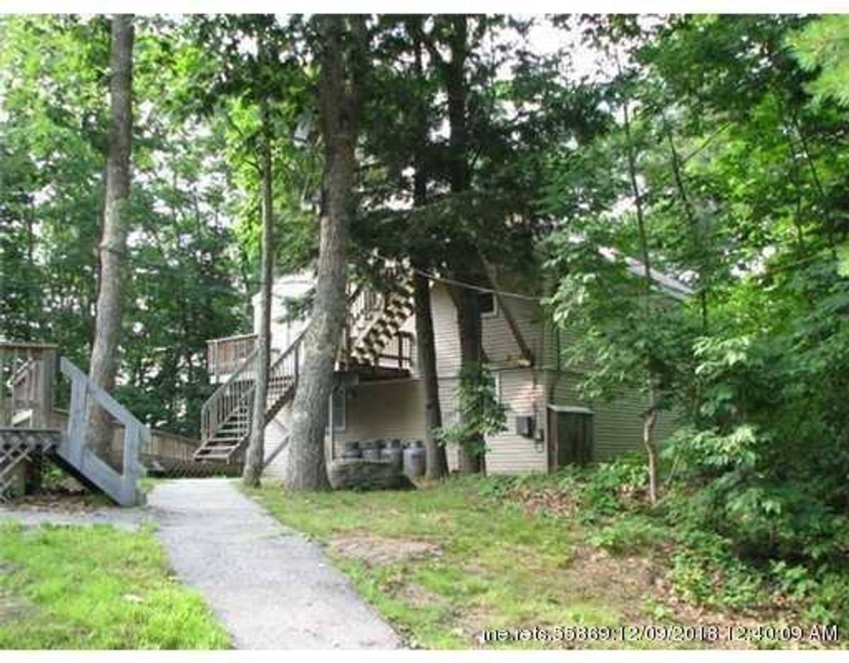 Apartment for rent at 10 Renshaw Dr, Bath, ME 04530