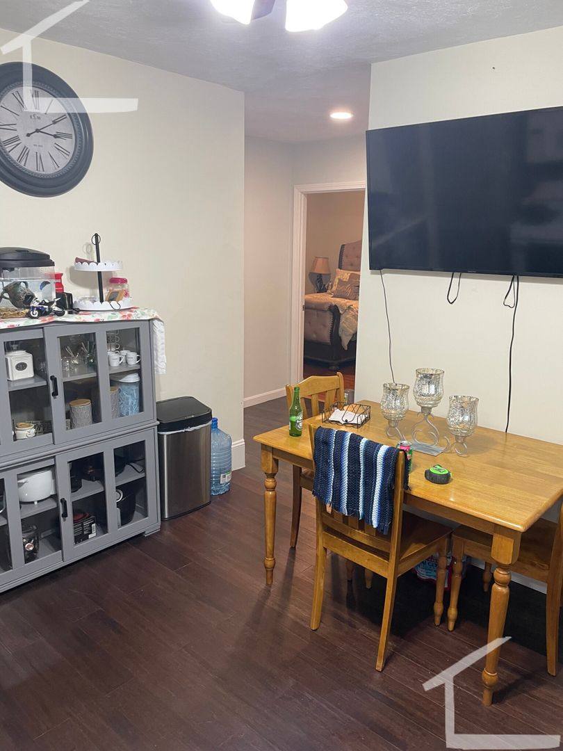 Apartment for rent at 128 Westminster #2, Watertown, MA 02472