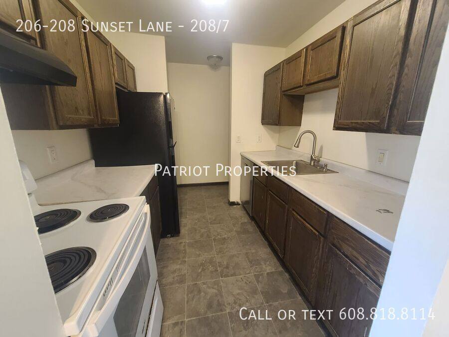 Apartment for rent at 206-208 Sunset Lane #208 7, Waunakee, WI 53597
