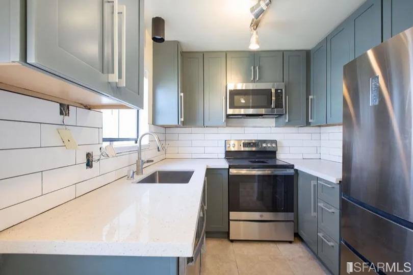 Apartment for rent at 1310 Fulton St #307, San Francisco, CA 94117