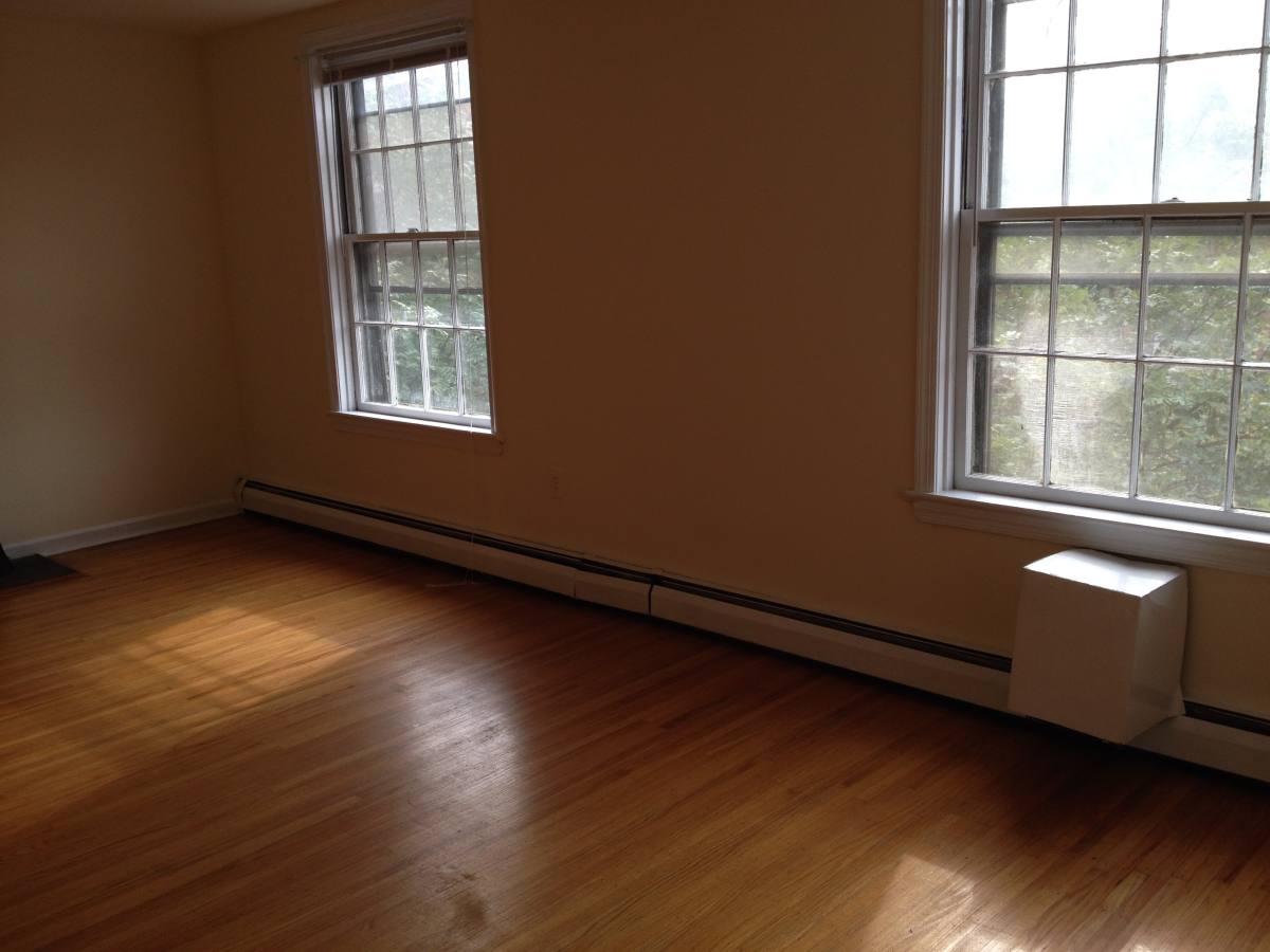Apartment for rent at 429 S 8th St #3R, Philadelphia, PA 19147