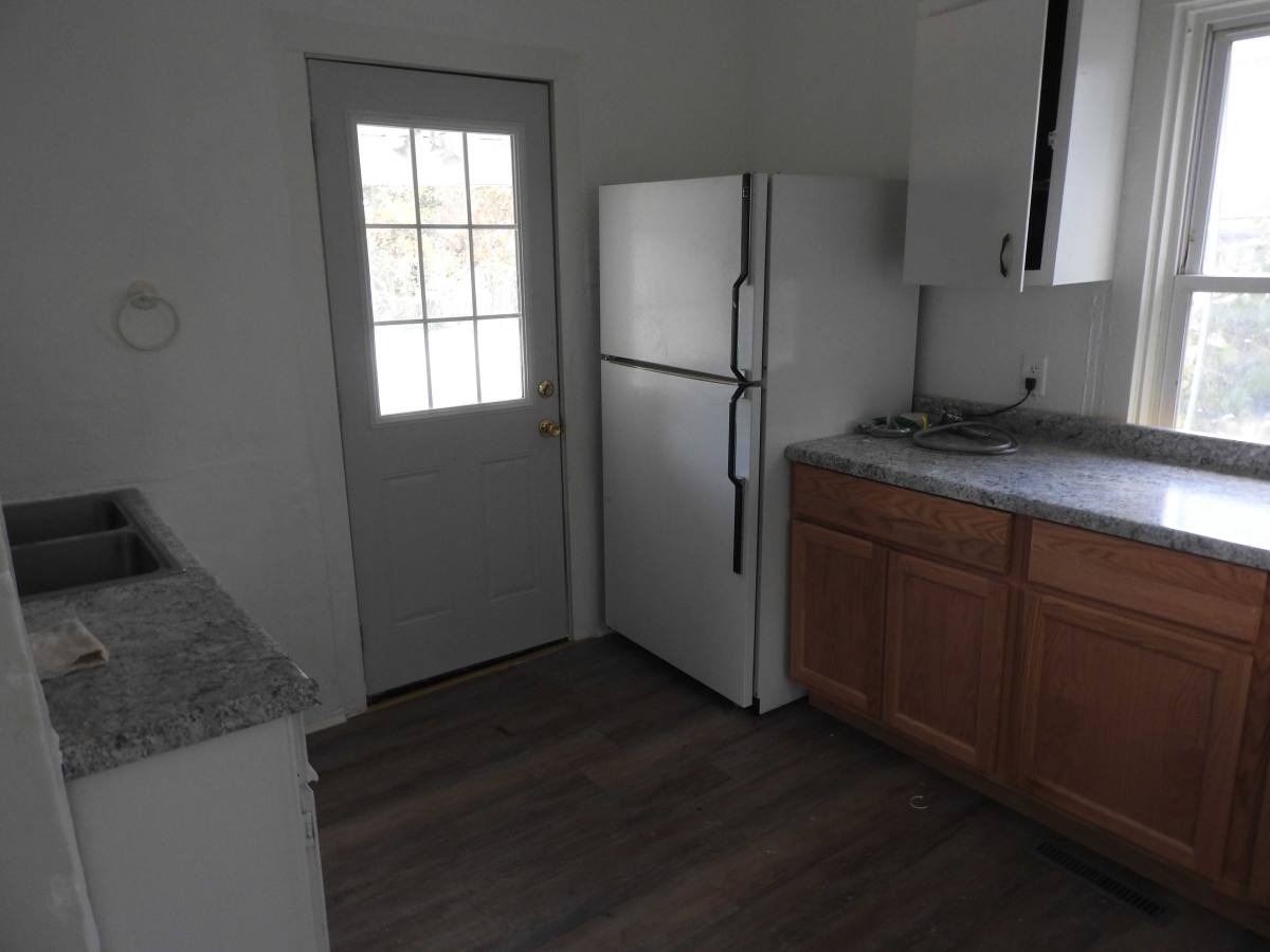 Apartment for rent at 827 Fulton St W #1R, Grand Rapids, MI 49504